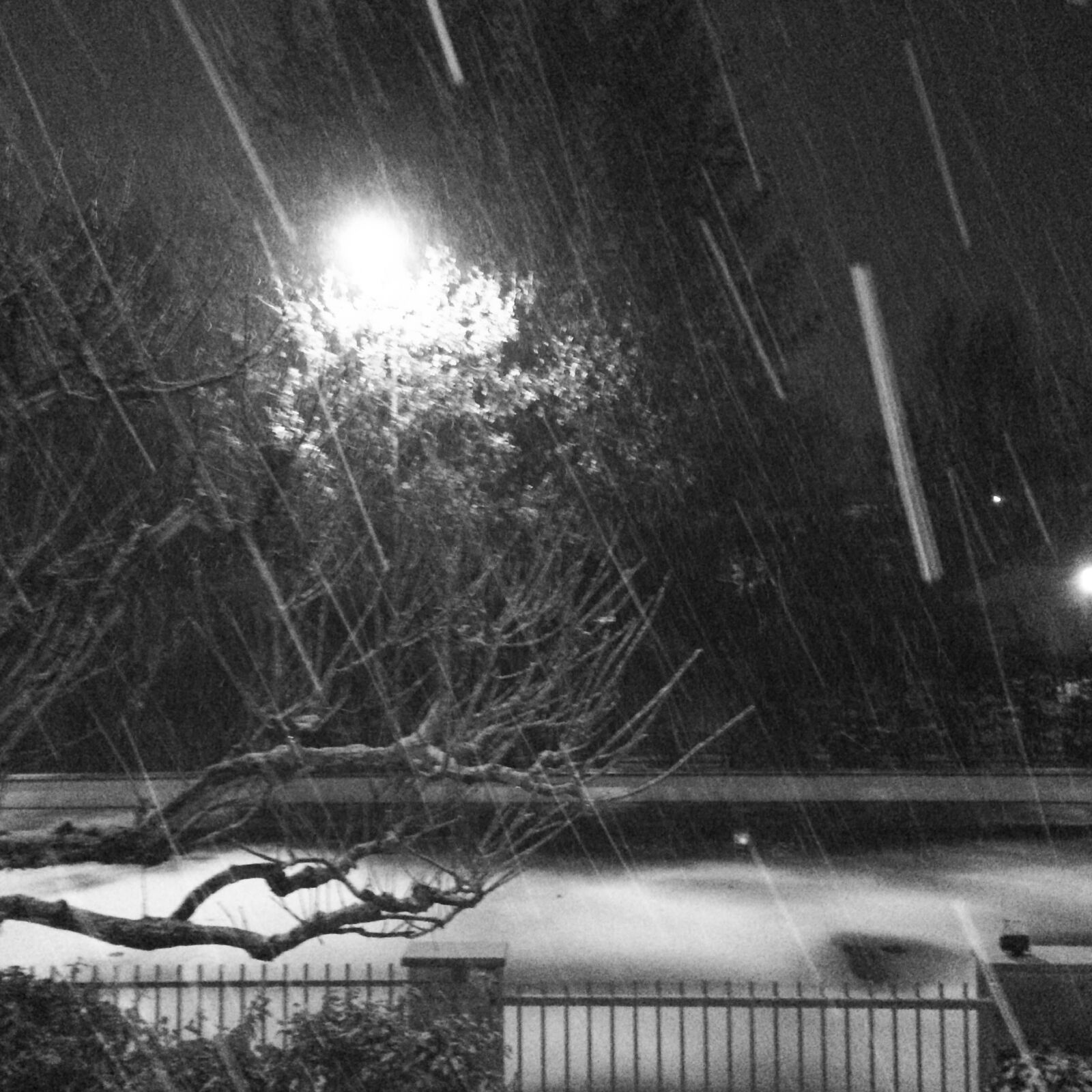 iPhone 5s back camera 4.15mm f/2.2 sample photo. Fossoli, night, snow, winter photography