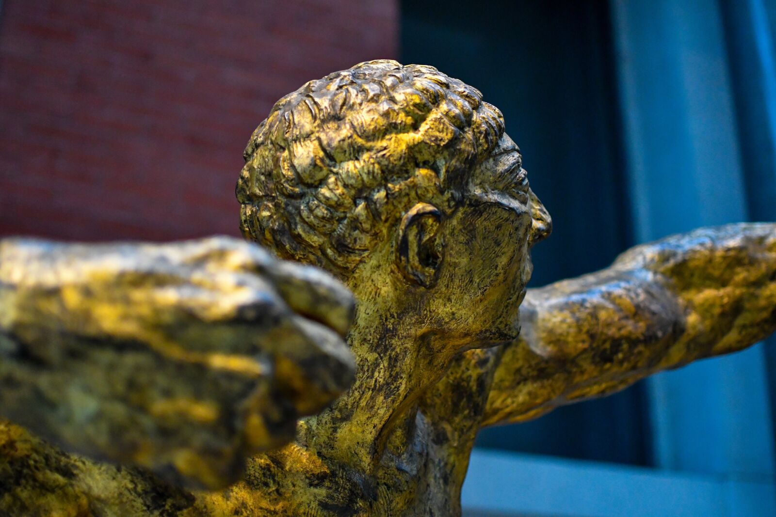 Nikon D500 sample photo. Statue, sculpture, bronze photography