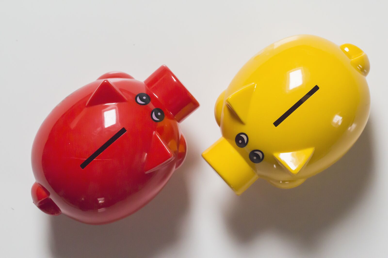 Canon EOS 650D (EOS Rebel T4i / EOS Kiss X6i) sample photo. Piggy bank, save, money photography