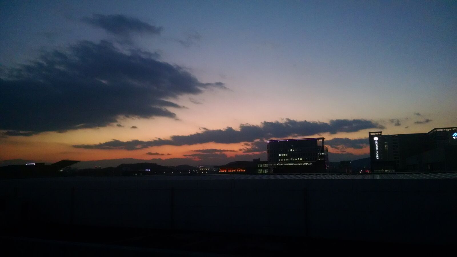 Motorola Moto X (1st Gen) sample photo. City, sky, sunset photography