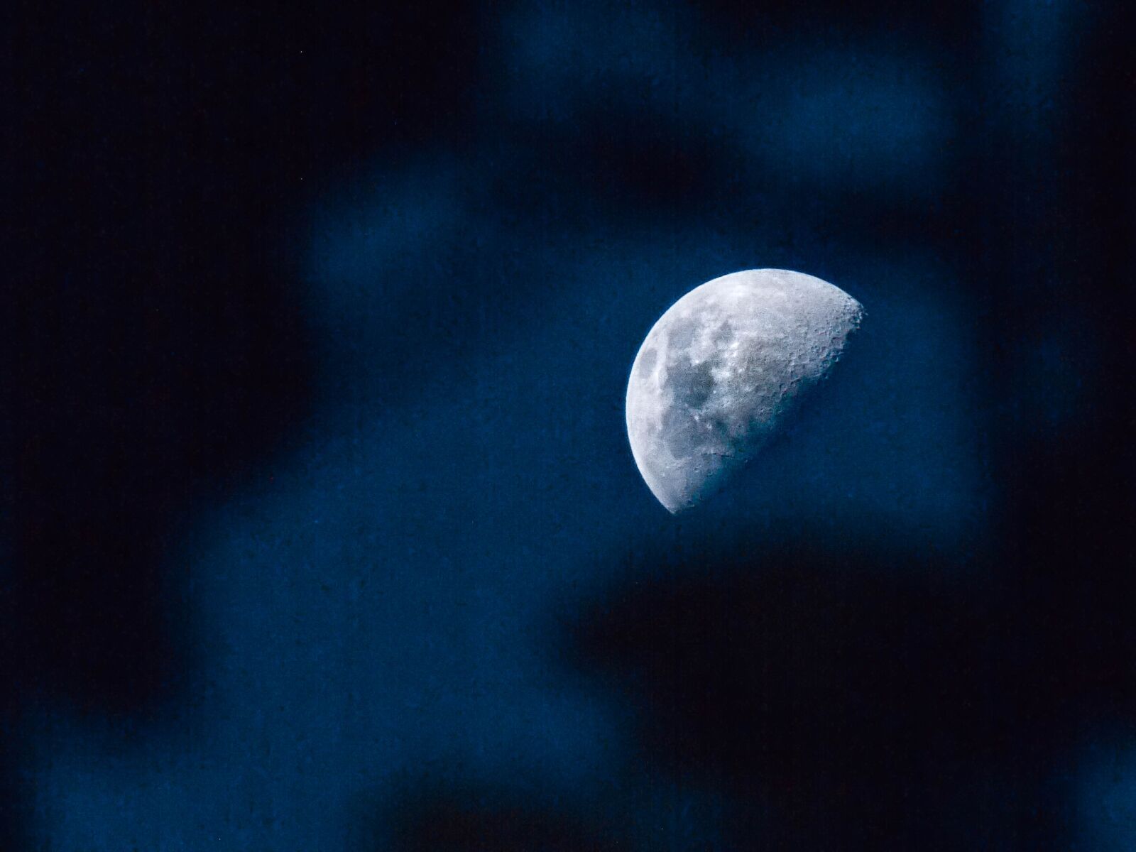 Nikon Coolpix L810 sample photo. Moon, night sky, night photography