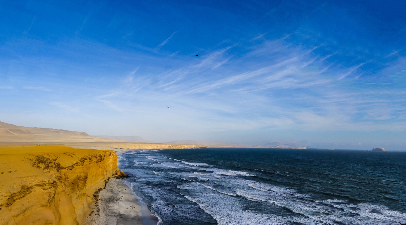 Panasonic Lumix DMC-GX8 sample photo. Cliff, pacific, surf photography