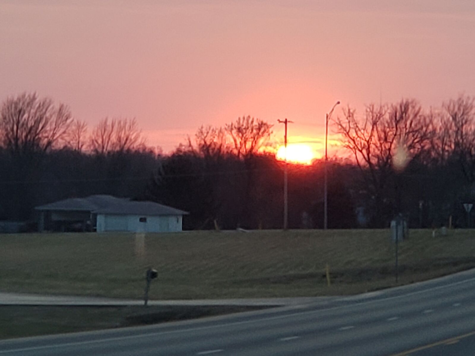 Samsung Galaxy Note9 sample photo. Sunrise, rural, sky photography