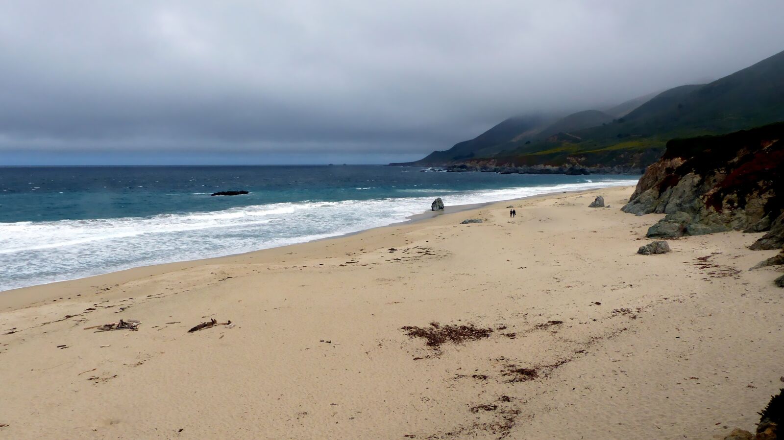 Panasonic Lumix DMC-FZ200 sample photo. Beach, sand, mist photography