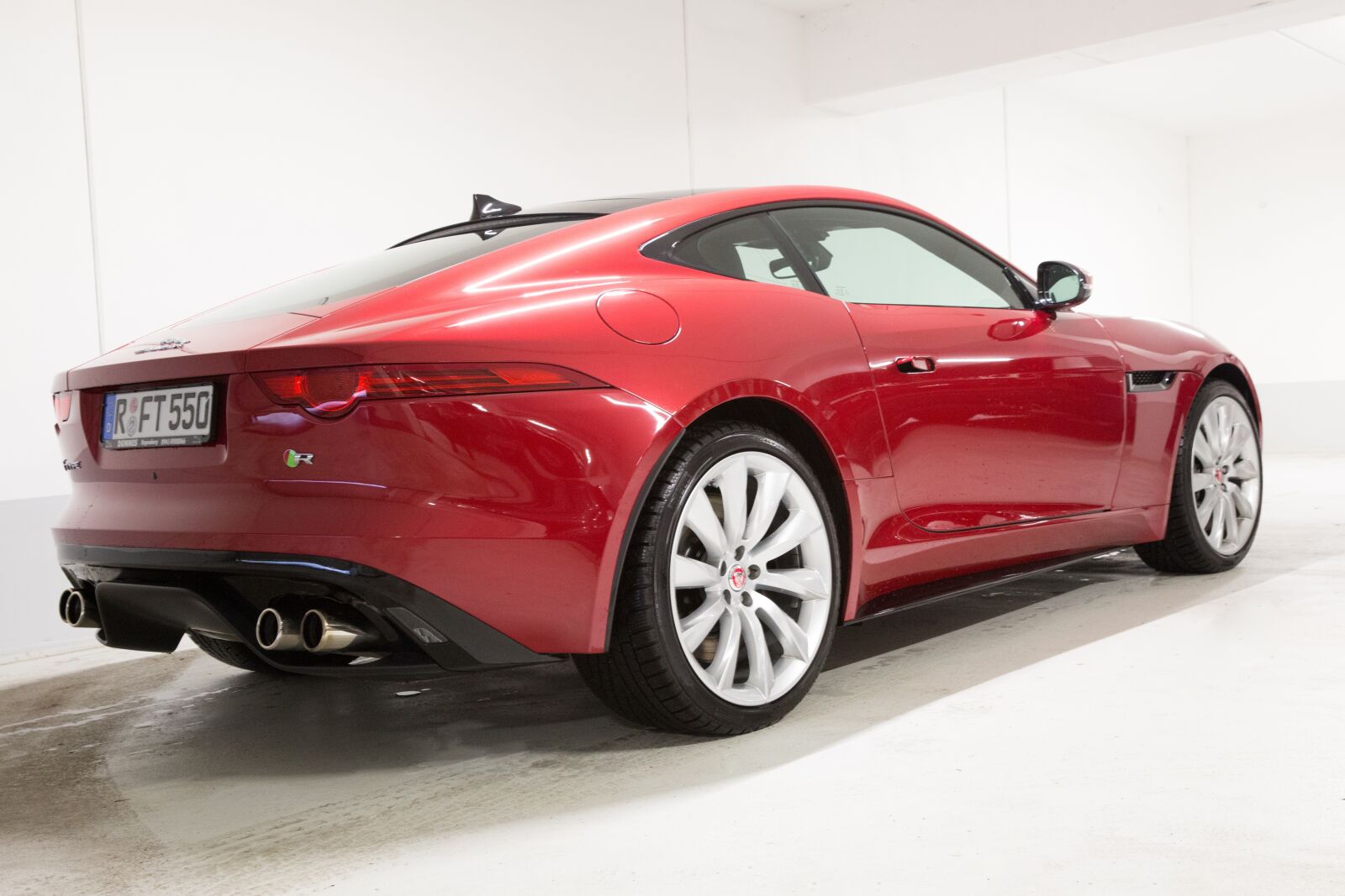 Canon EF 24-70mm F2.8L II USM sample photo. Jaguar, f type, coupe photography