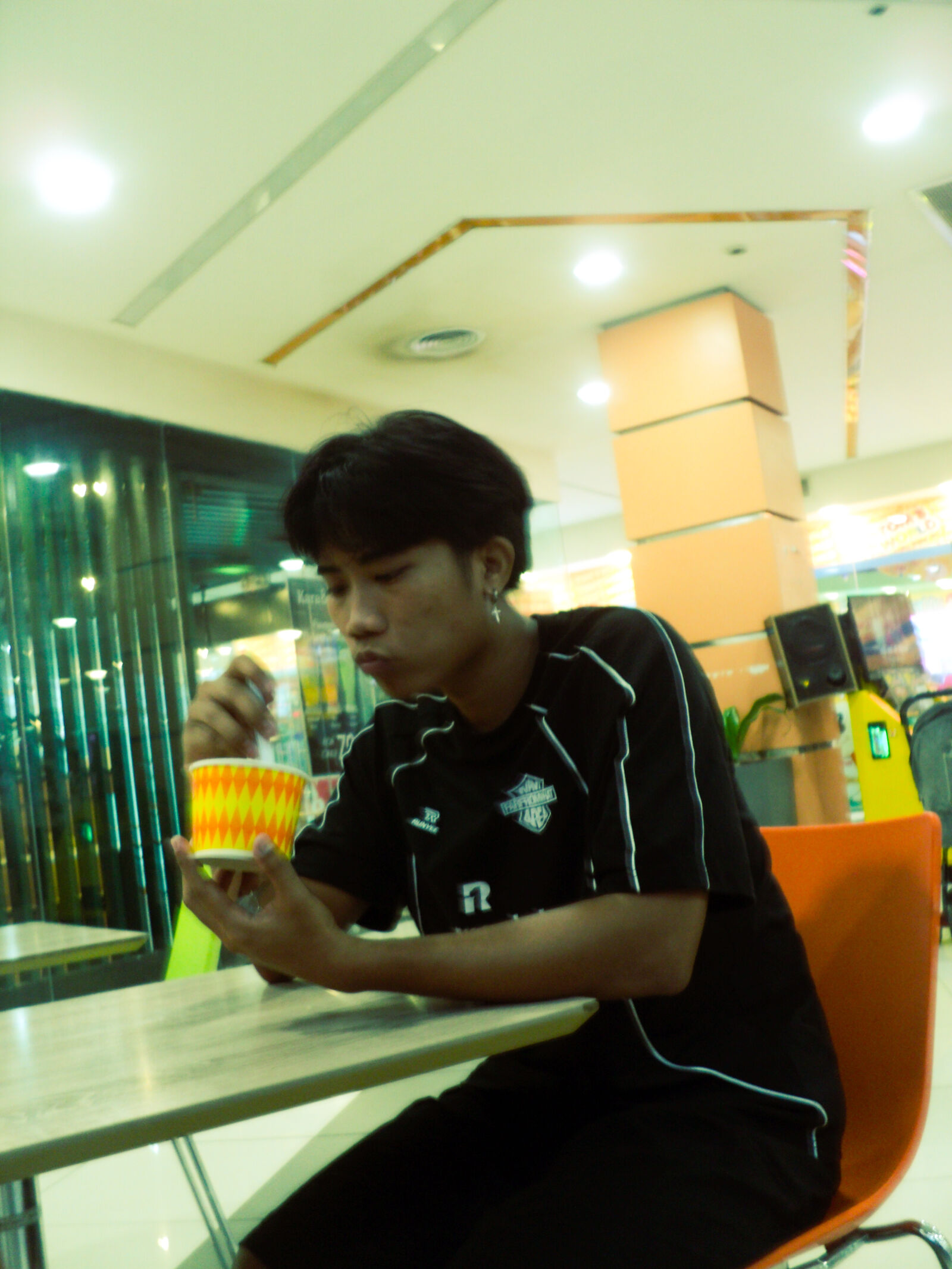 Sony DSC-S2100 sample photo. Keneth guys photography
