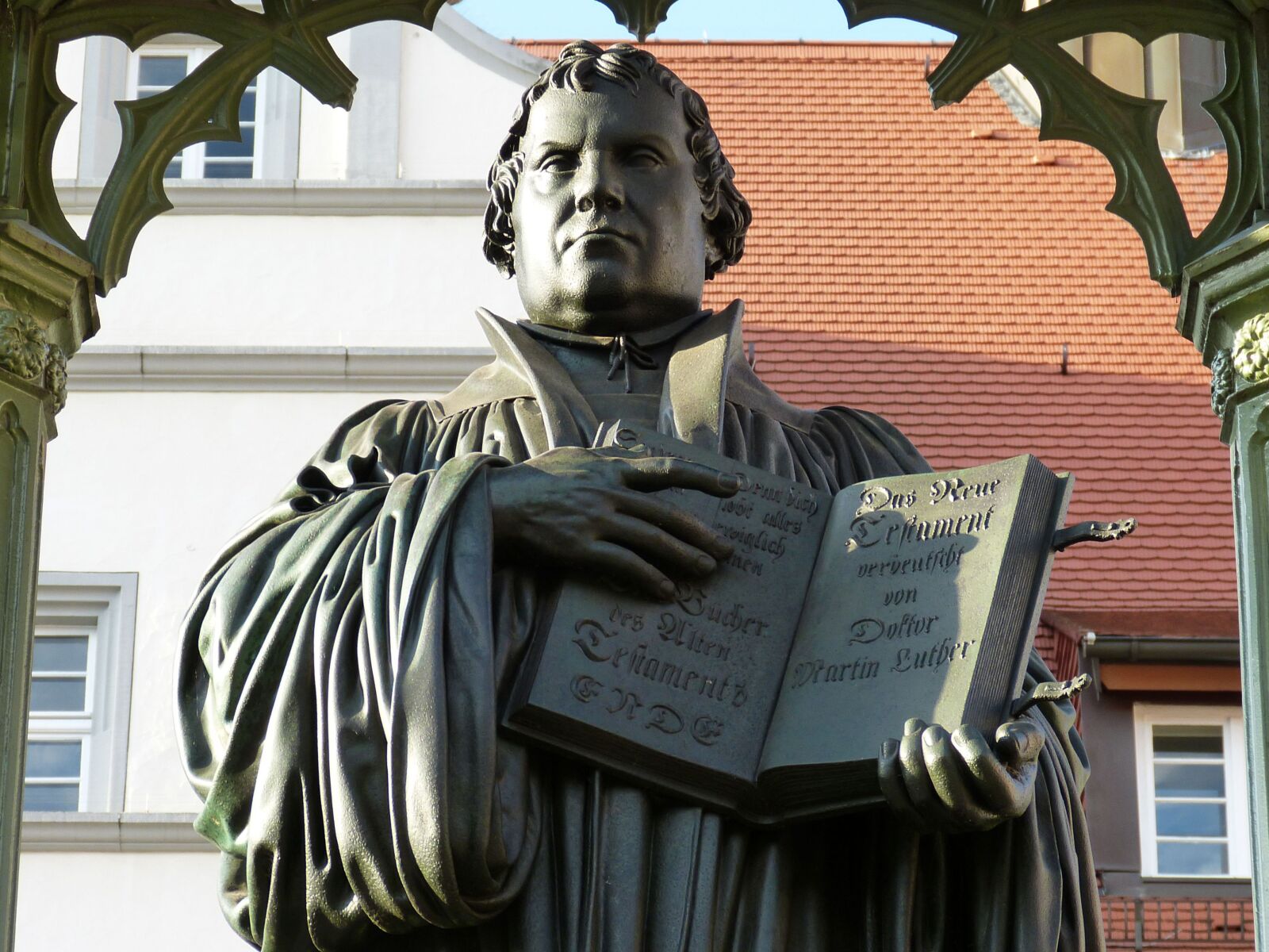 Panasonic Lumix DMC-FZ150 sample photo. Wittenberg, monument, saxony-anhalt photography