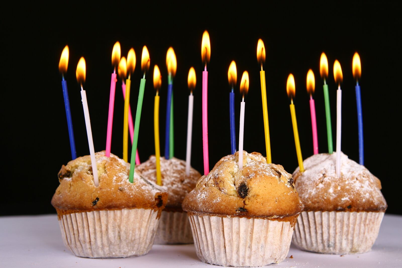 Canon EOS 30D sample photo. Birthday, cupcakes, cake photography