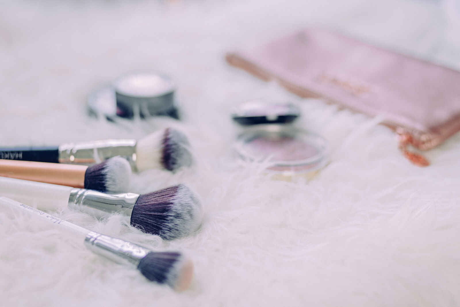 Canon EF 85mm F1.8 USM sample photo. Blur, brushes, close, up photography