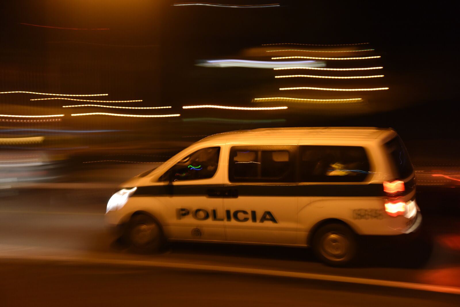 Nikon D810 sample photo. Auto, police, scanning photography