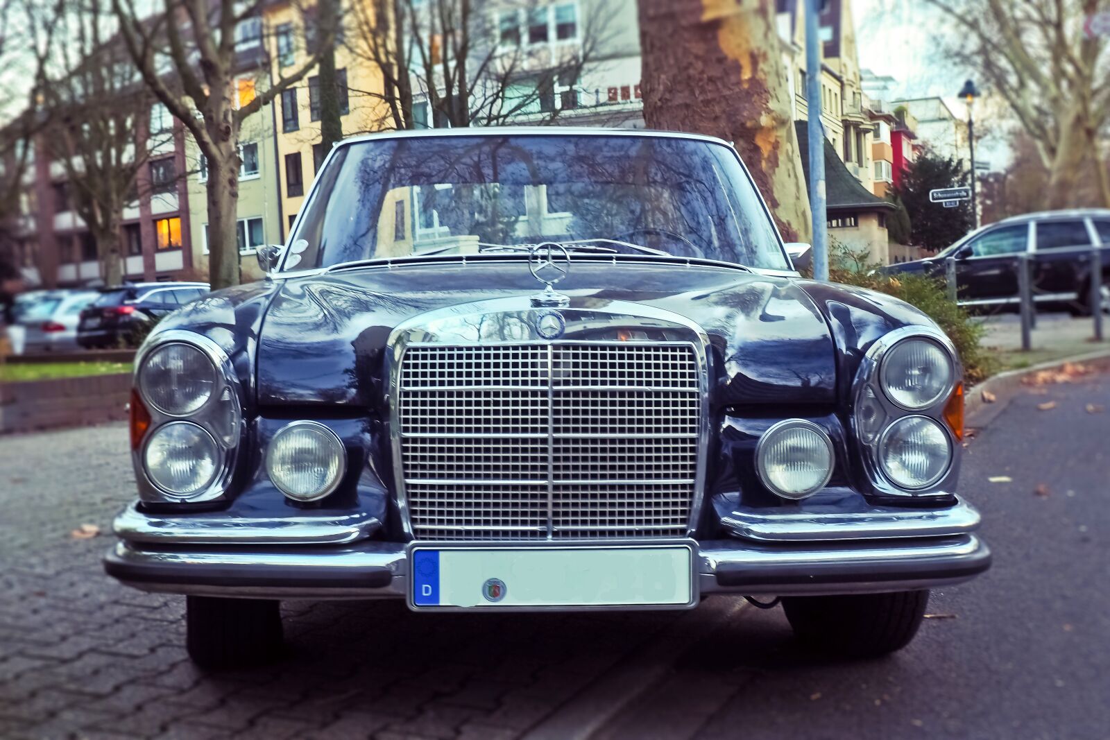 Olympus OM-D E-M10 sample photo. Auto, mercedes, automotive photography