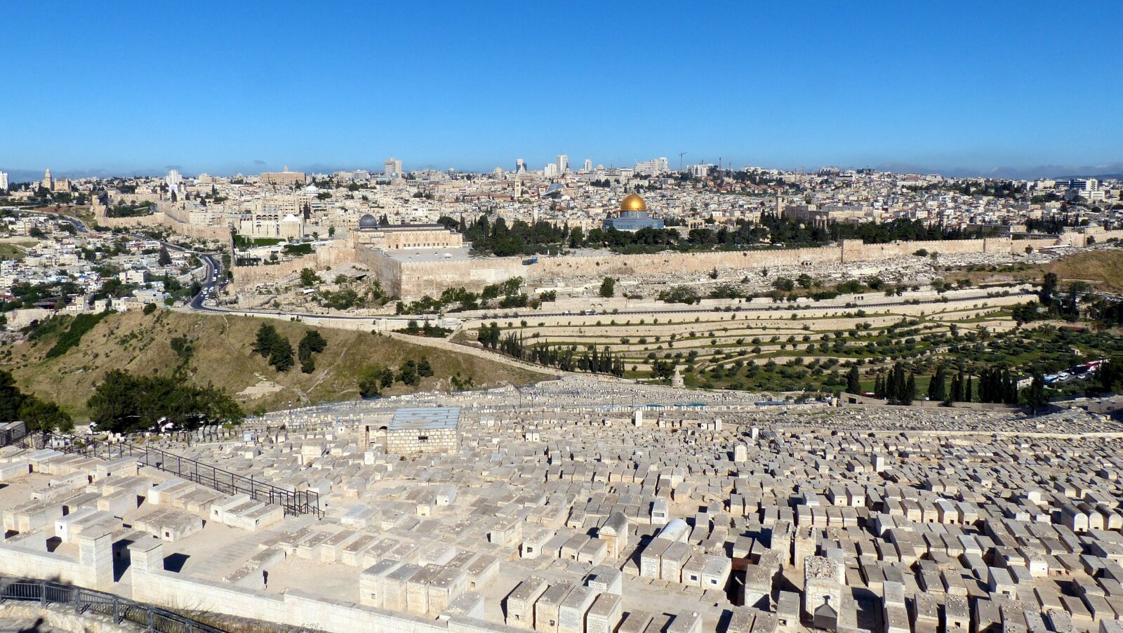 Panasonic Lumix DMC-FZ200 sample photo. Jerusalem, panorama, old town photography