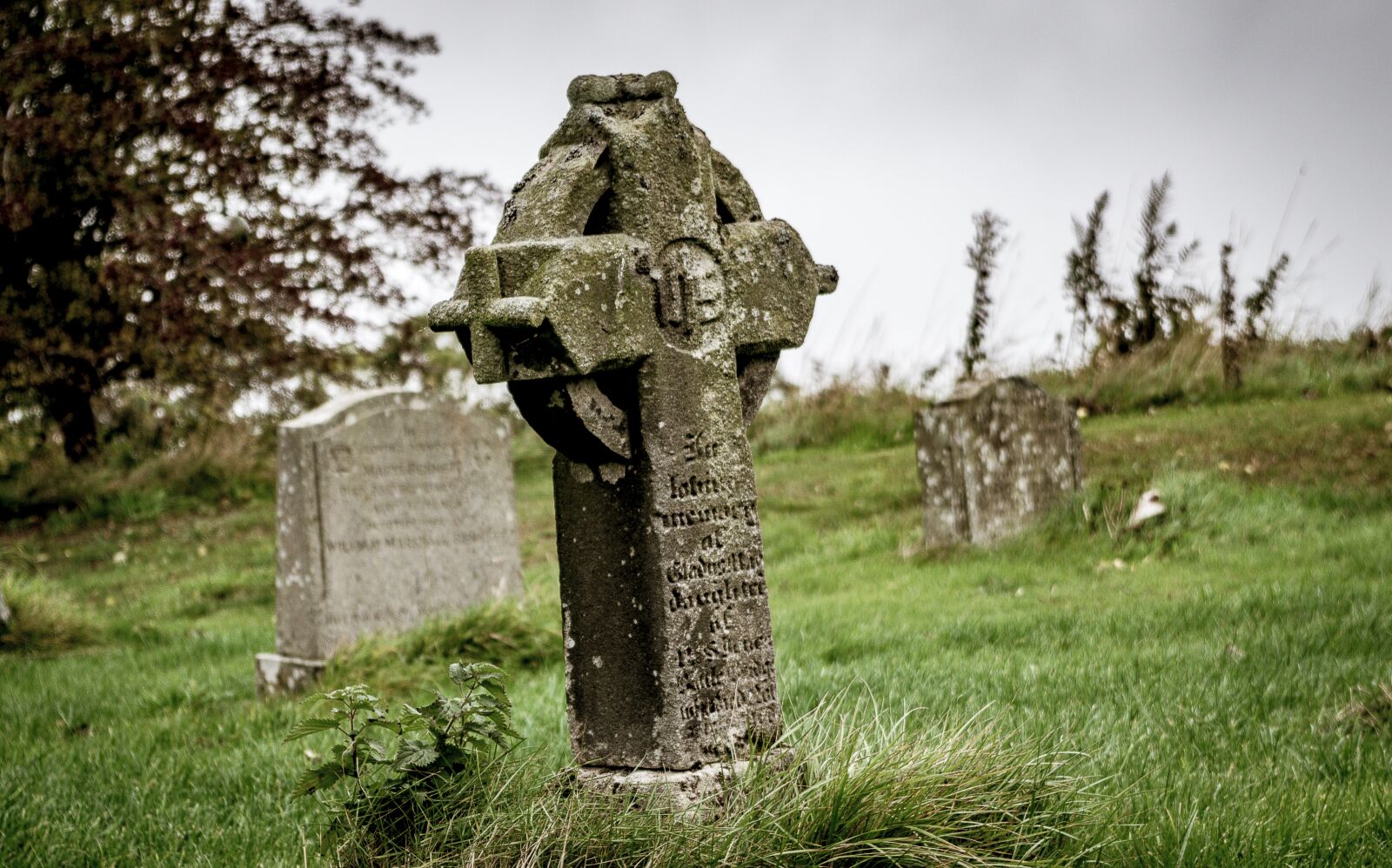 Pentax K-S2 sample photo. Cross, all saints, religion photography