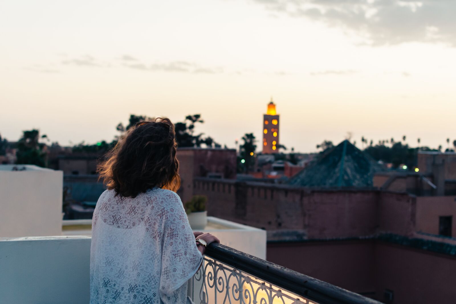 Nikon D3300 sample photo. Women, view, looking, thinking photography