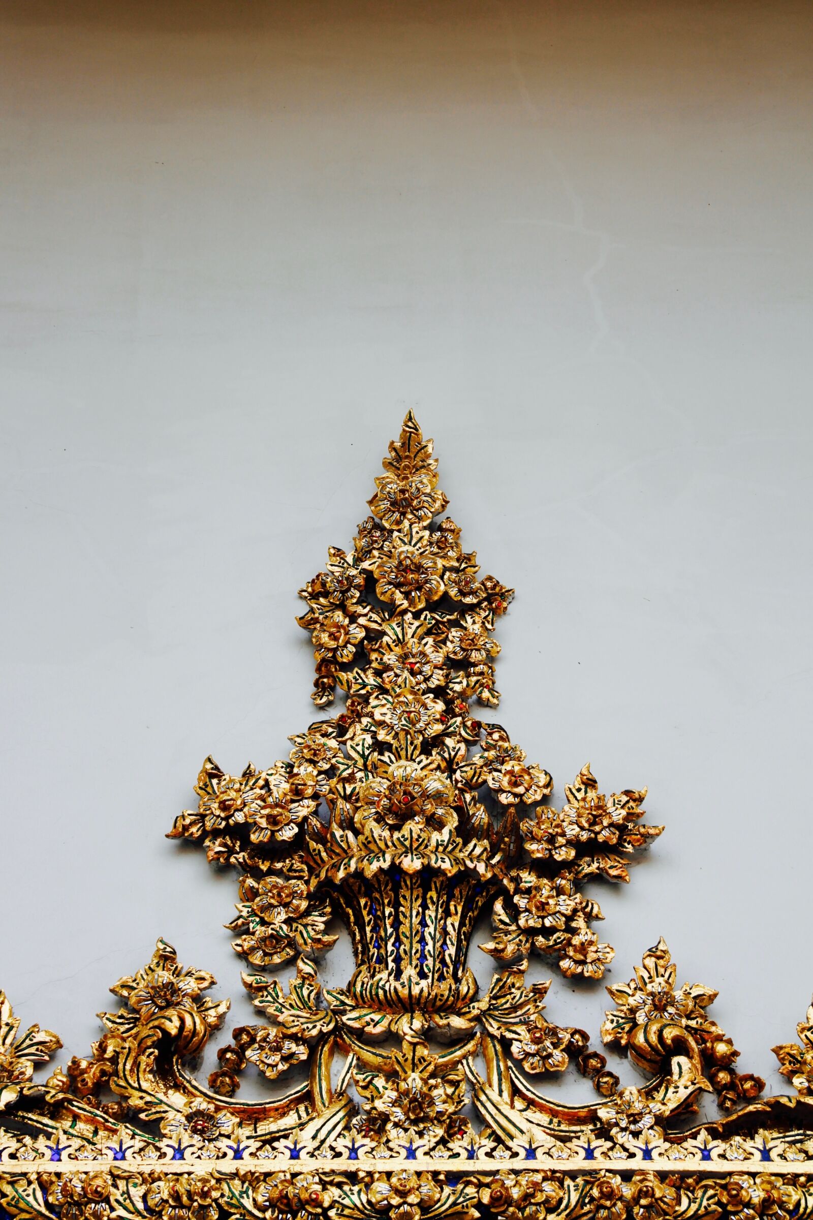 Canon EOS 60D sample photo. Gold, ornament, artwork photography