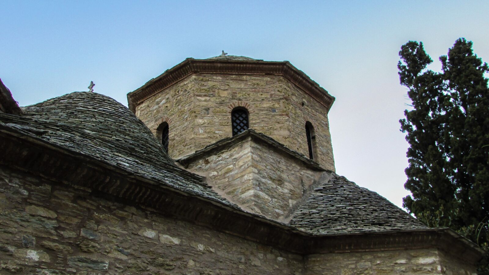 Canon PowerShot SX400 IS sample photo. Monastery, church, architecture photography