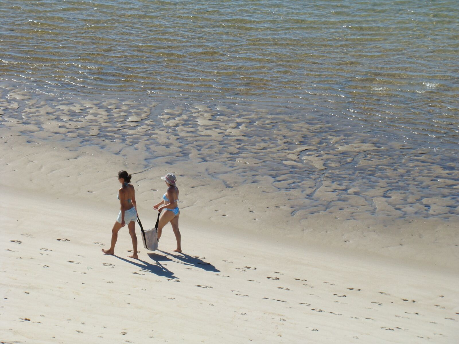 Sony DSC-H9 sample photo. Areia, praia, beach photography