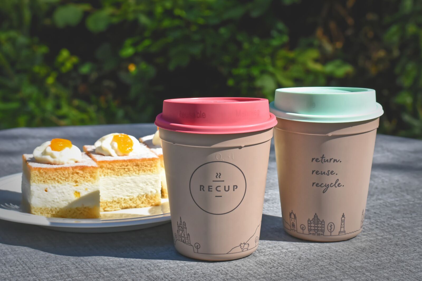 Nikon D7200 sample photo. Recup, coffee to go photography