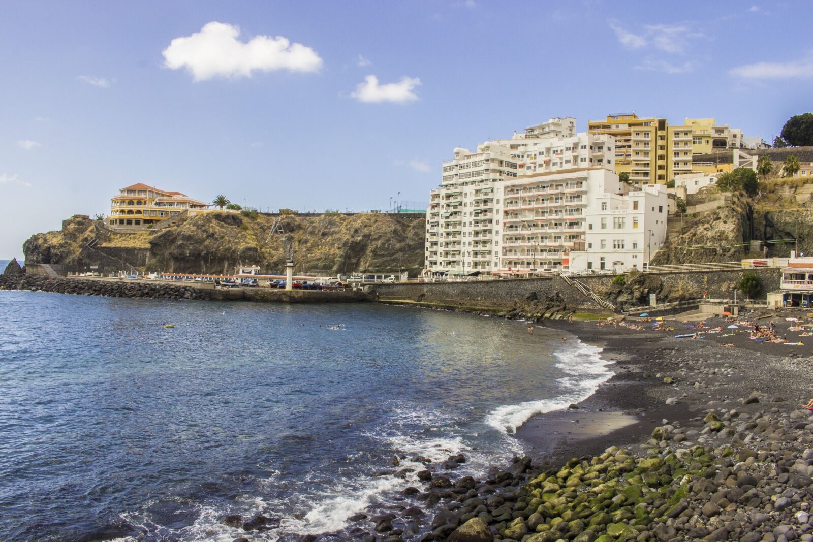 Canon EOS 600D (Rebel EOS T3i / EOS Kiss X5) + Canon EF-S 18-55mm F3.5-5.6 IS STM sample photo. Tenerife, canary islands, nature photography