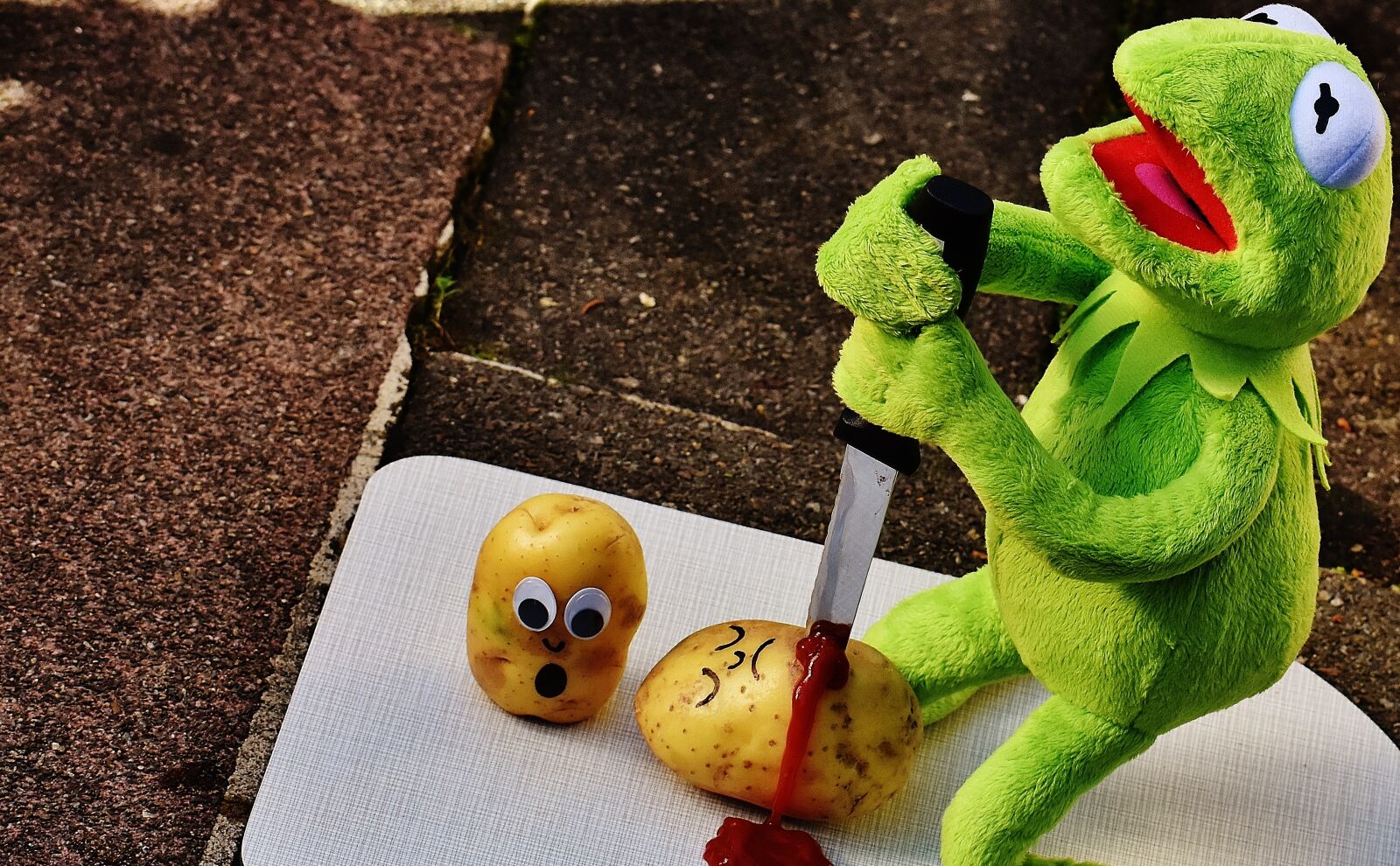 Nikon D7200 sample photo. Potatoes, knife, ketchup photography