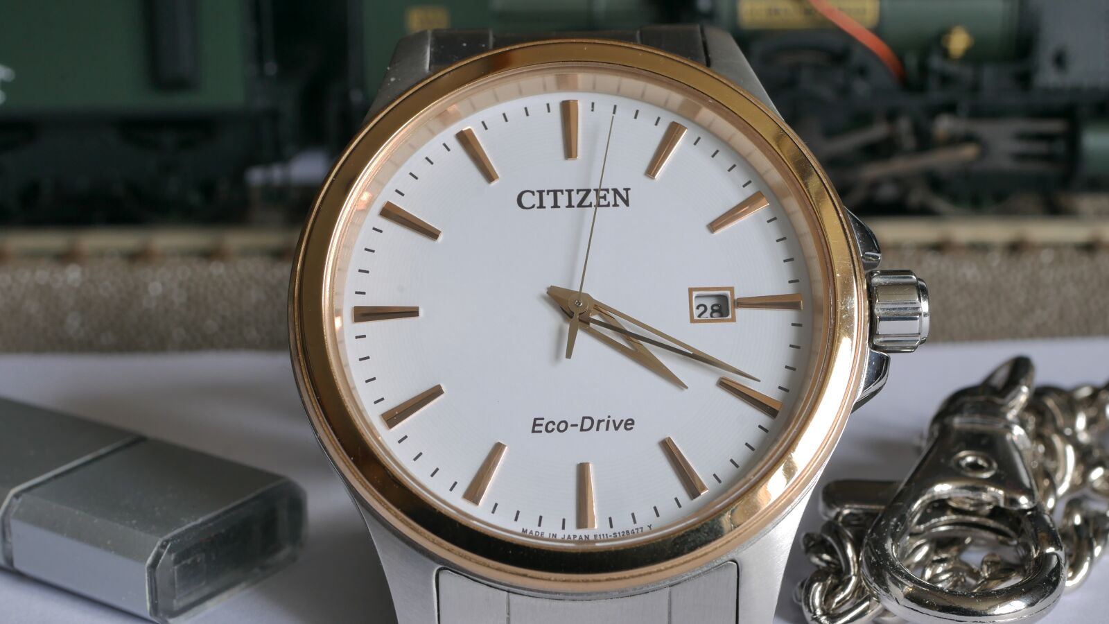 Panasonic DMC-G70 sample photo. Clock, wrist watch, minute photography