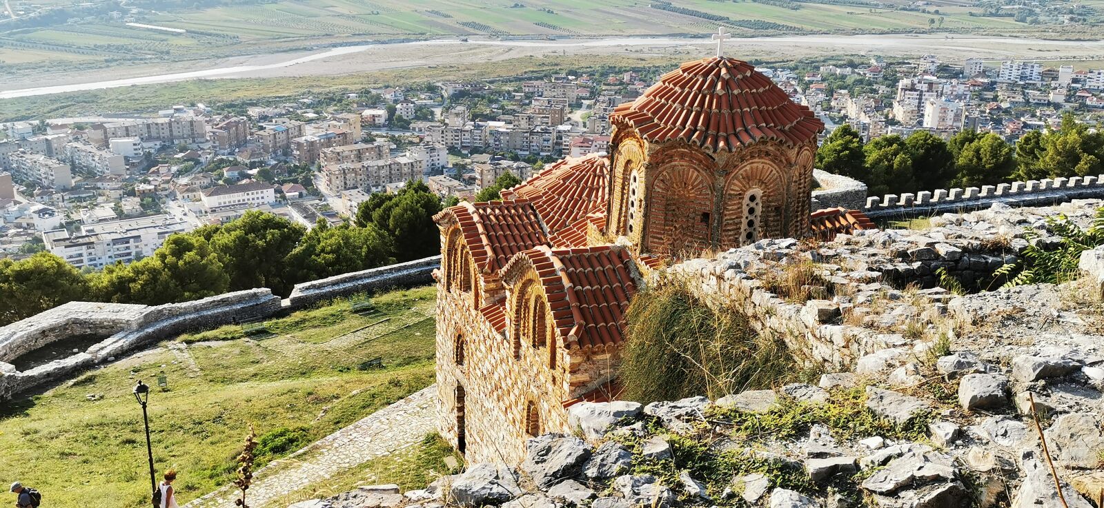 HUAWEI P30 sample photo. Albania, berat, church photography