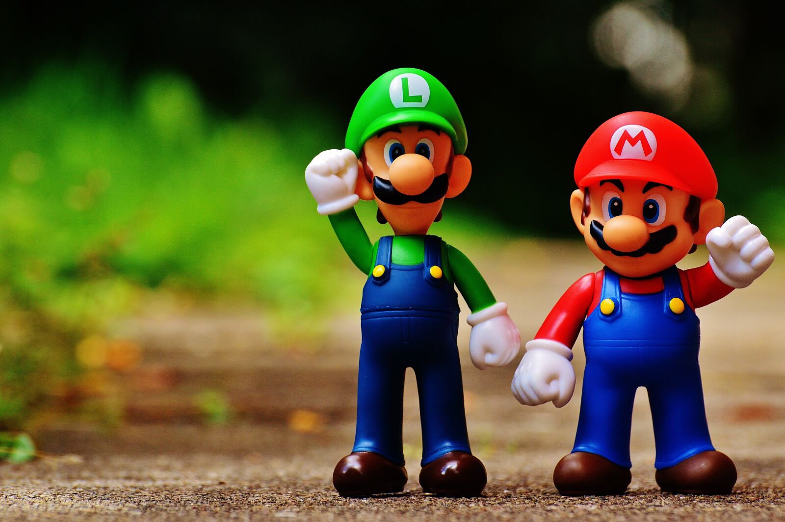 Nikon D3200 sample photo. Mario, luigi, figures photography
