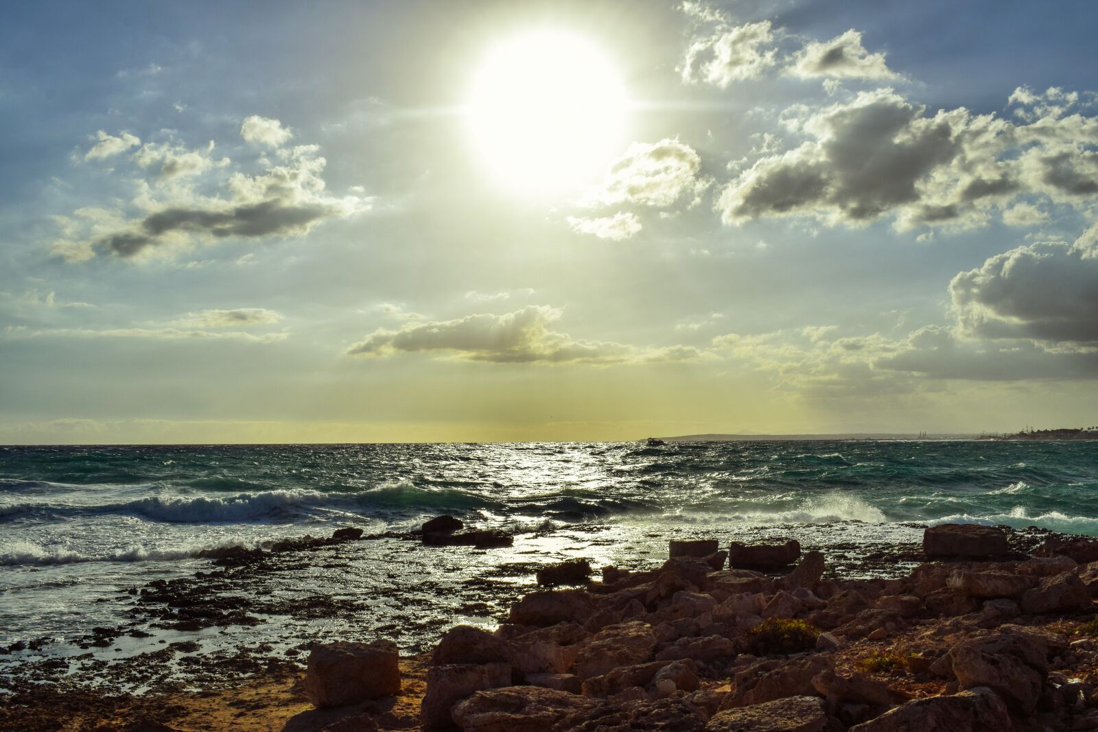 Nikon D3300 sample photo. Rocky coast, sea, sky photography