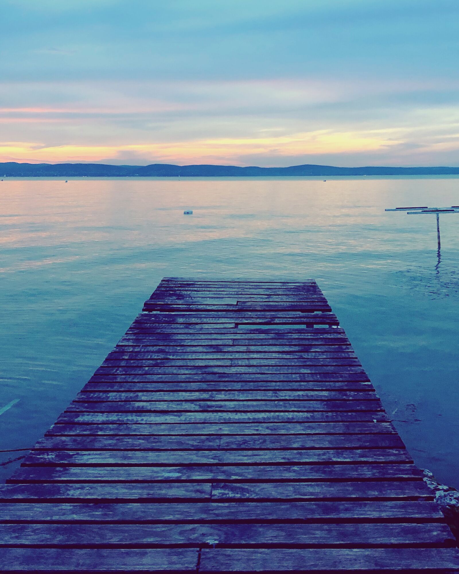 Apple iPhone 8 sample photo. Lake, plot, water photography