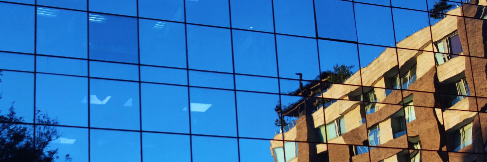 Canon EOS 650D (EOS Rebel T4i / EOS Kiss X6i) sample photo. Windows, buildings, architecture photography