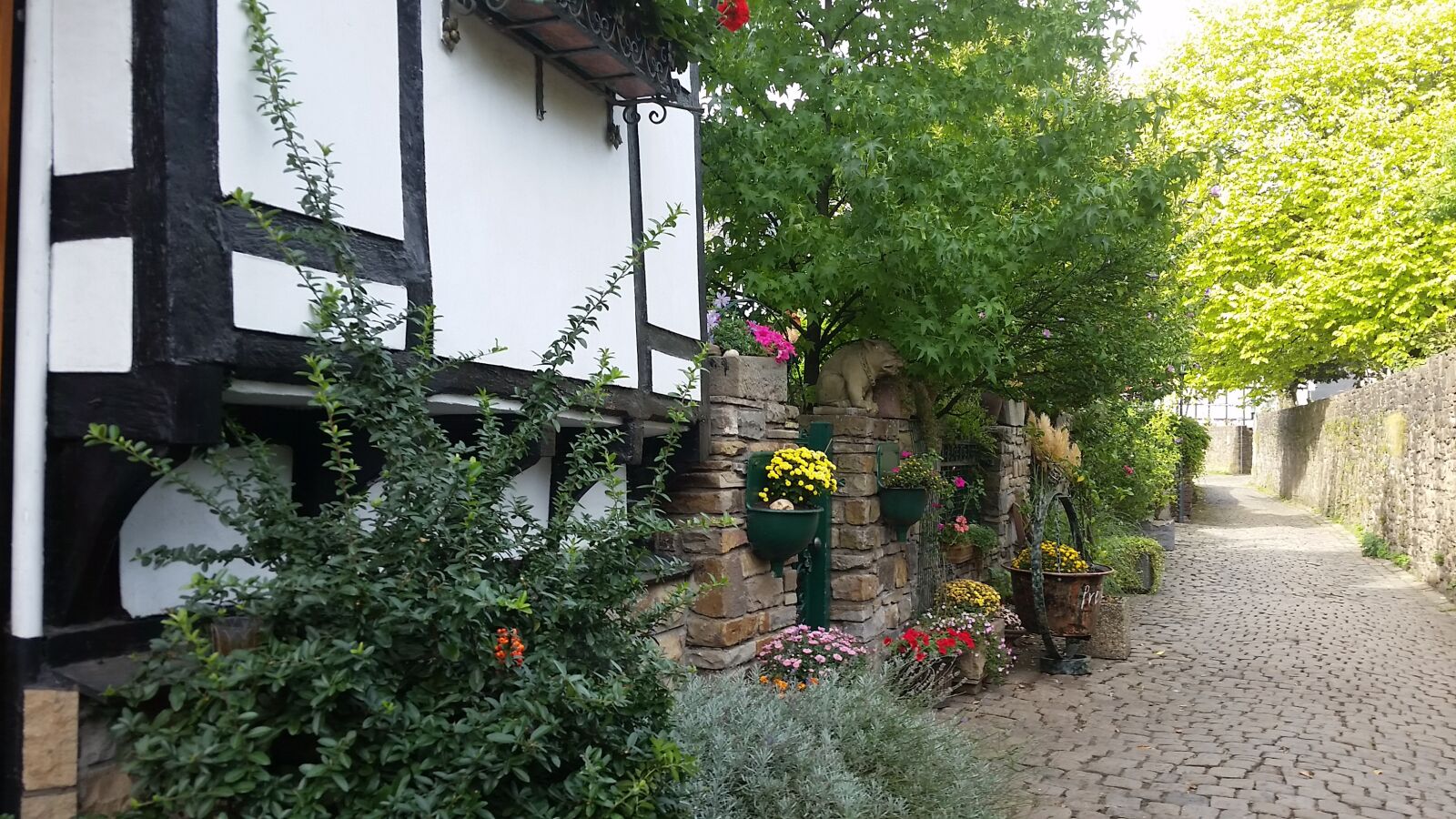 Samsung Galaxy S5 sample photo. Truss, house, fachwerkhaus photography