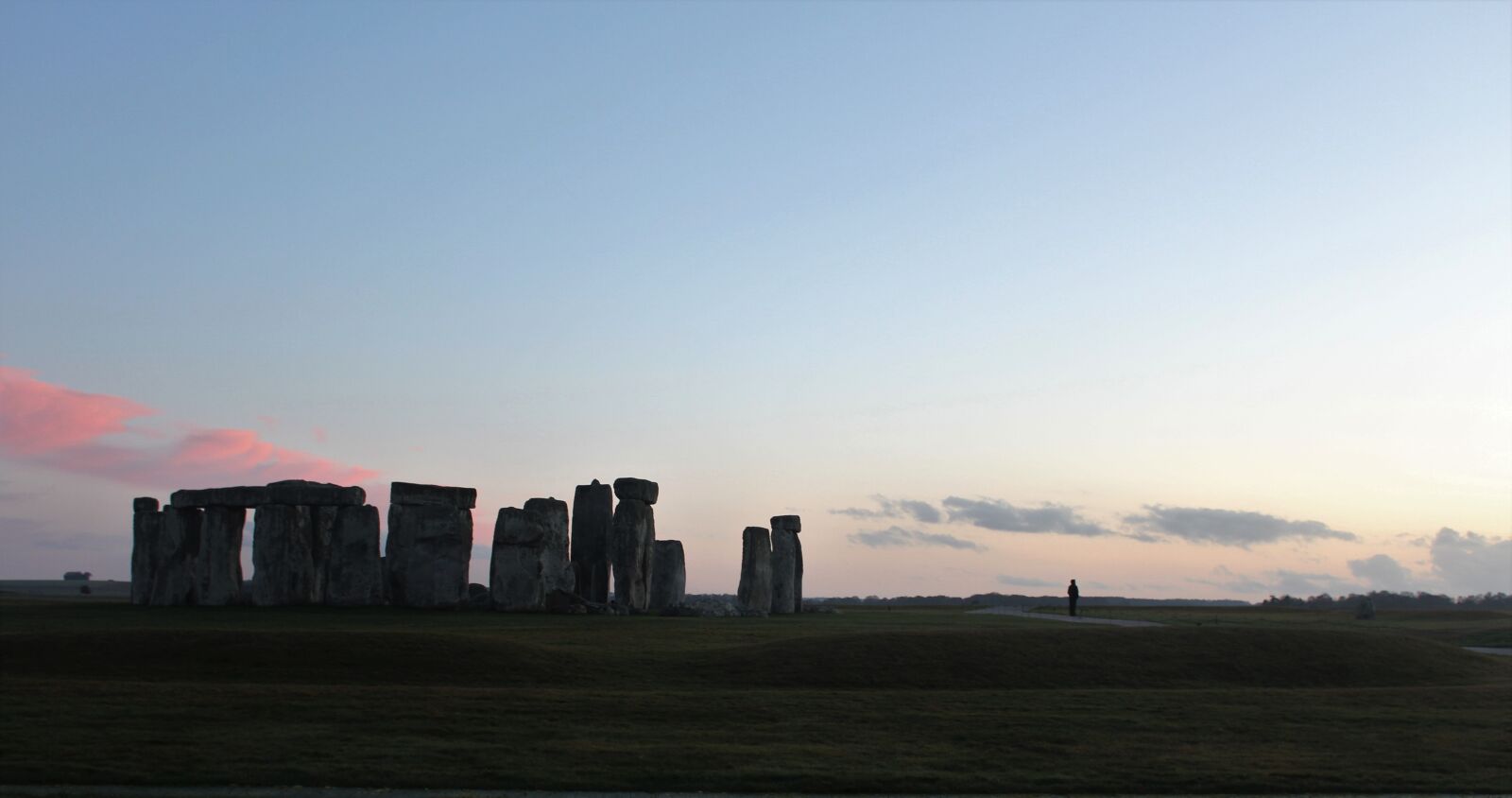 Canon EOS 600D (Rebel EOS T3i / EOS Kiss X5) sample photo. Stonehenge, sunset, evening photography