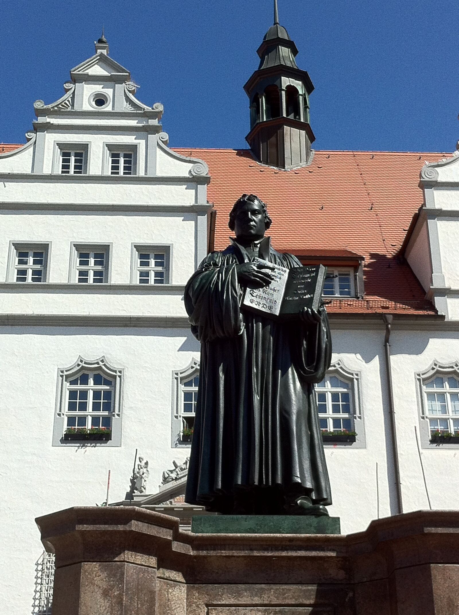 Apple iPhone 4 sample photo. Luther, wittenberg, martin luther photography