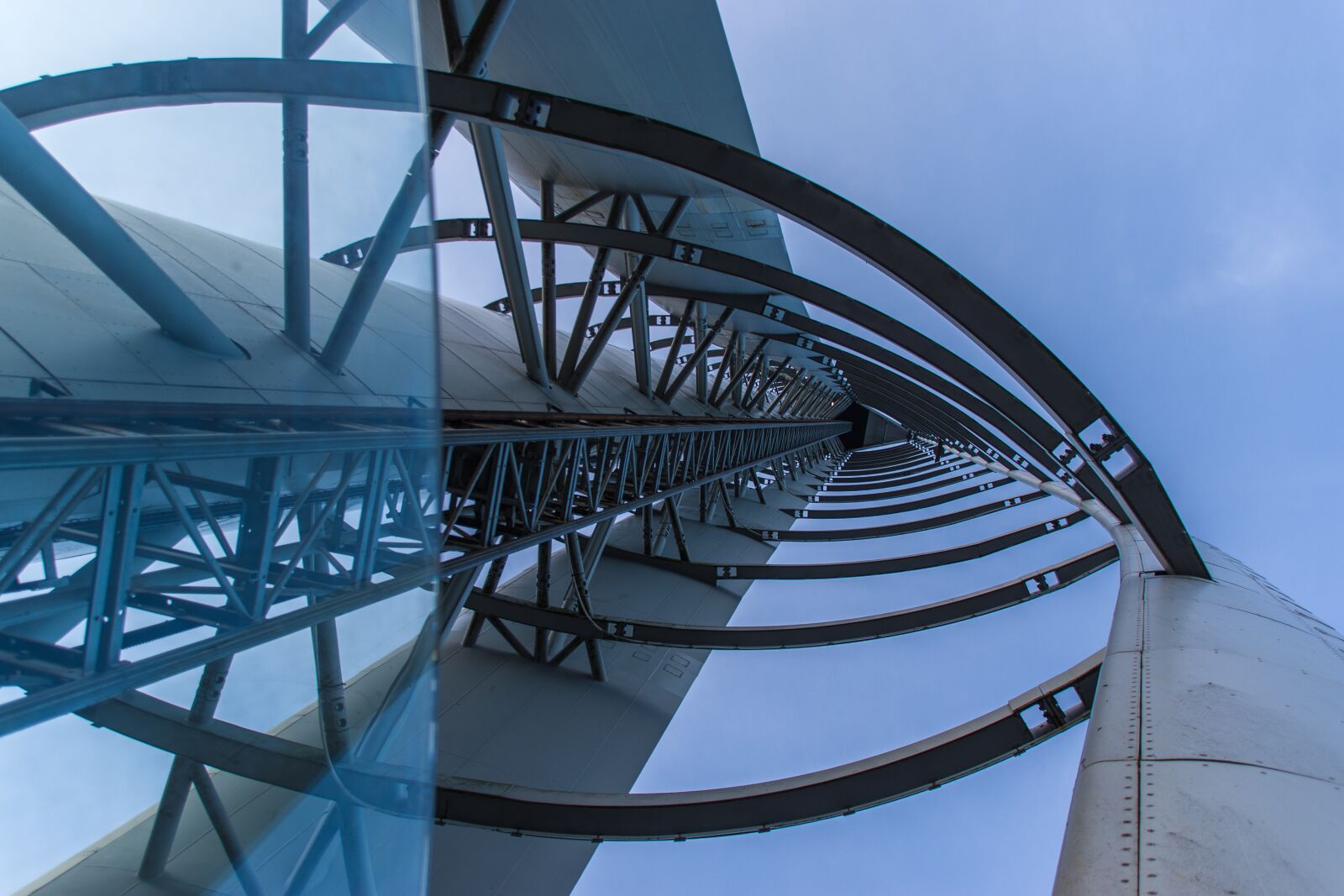 Pentax K-70 sample photo. Glasgow, port, structure photography