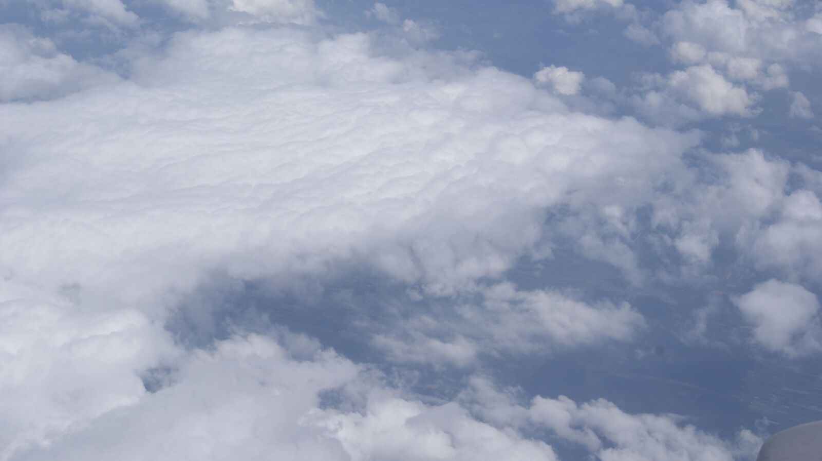 Sony Alpha DSLR-A230 sample photo. Aeroplane, aircraft, airplane, cloud photography