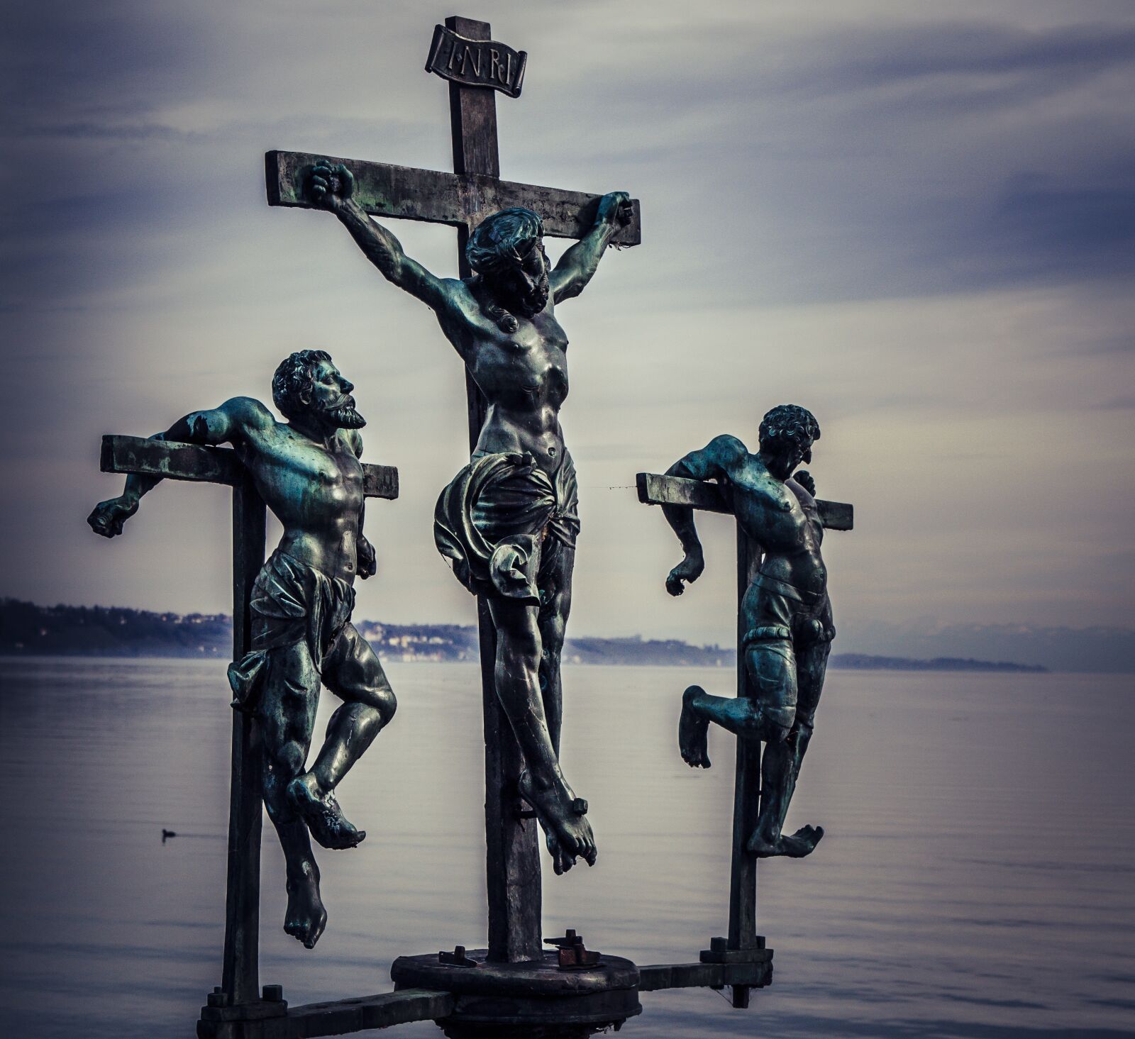 Canon EOS 650D (EOS Rebel T4i / EOS Kiss X6i) sample photo. Jesus, sweden cross, pain photography