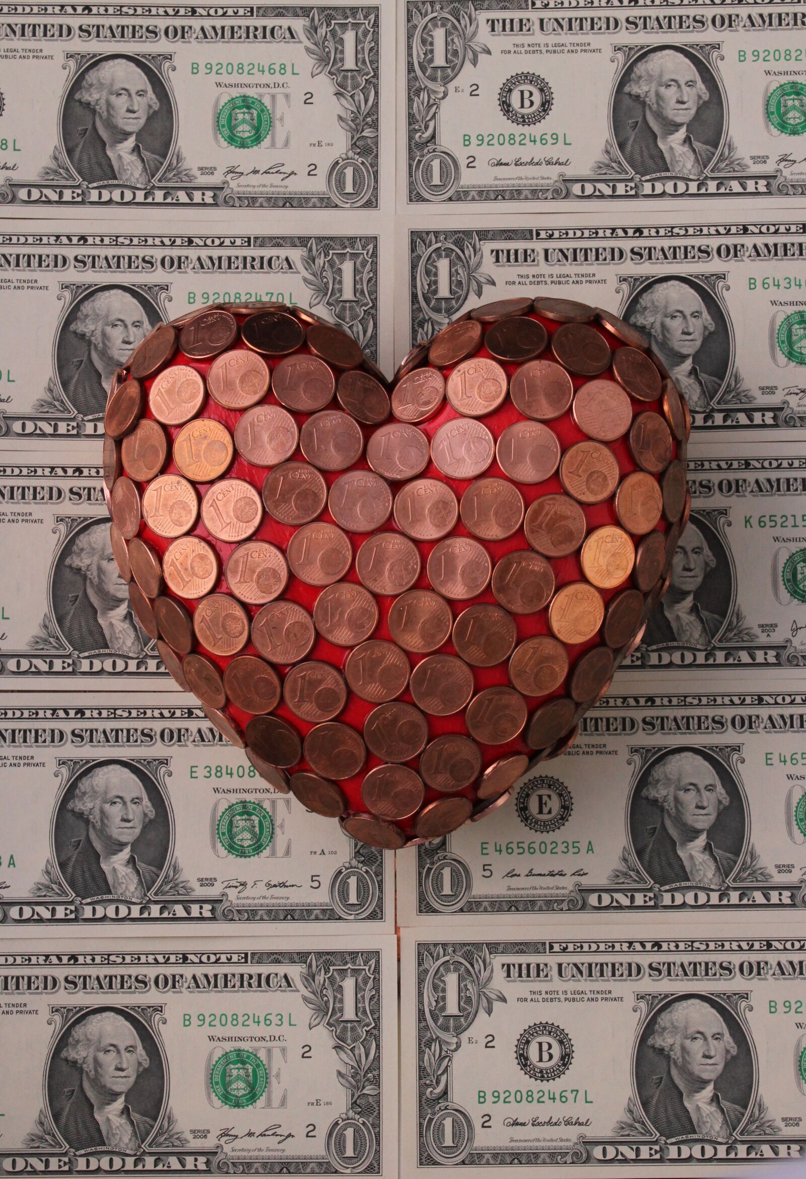 Canon EOS 550D (EOS Rebel T2i / EOS Kiss X4) sample photo. Heart, love, coins photography