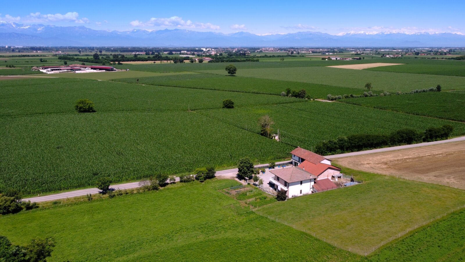 DJI FC7203 sample photo. Aerial photography, italy, nature photography