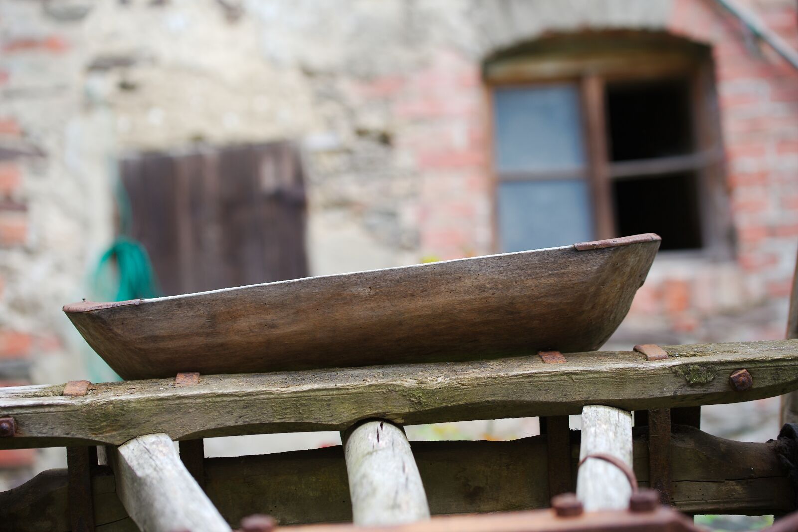 Canon EOS 6D sample photo. Old, wood, woods photography