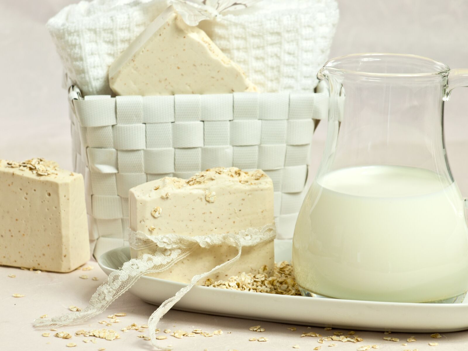 Olympus E-420 (EVOLT E-420) sample photo. Oatmeal soap, wash, clean photography