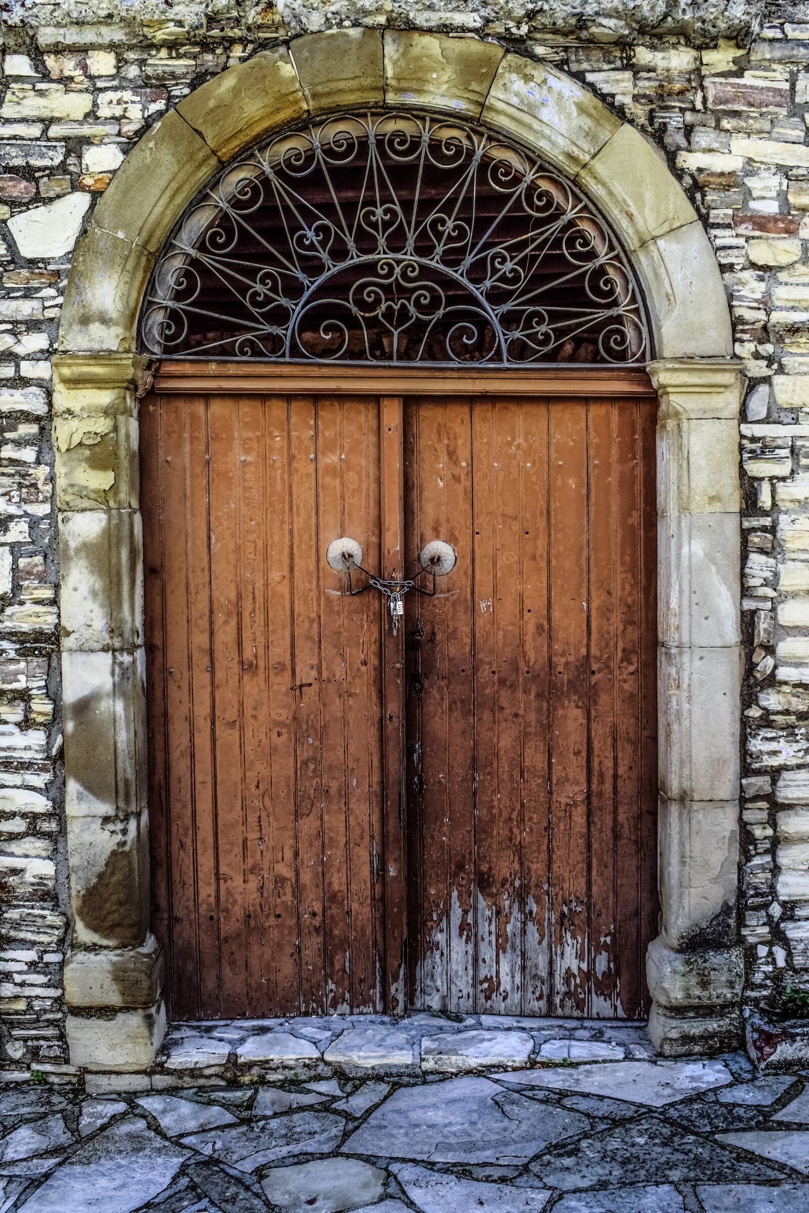 Nikon D3300 sample photo. Door, entrance, architecture photography