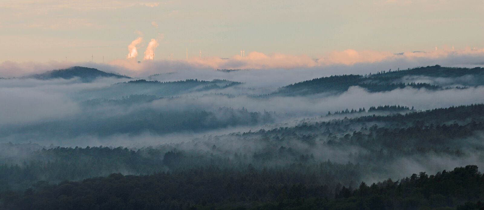 Canon EOS 700D (EOS Rebel T5i / EOS Kiss X7i) sample photo. Vision, fog, haze photography