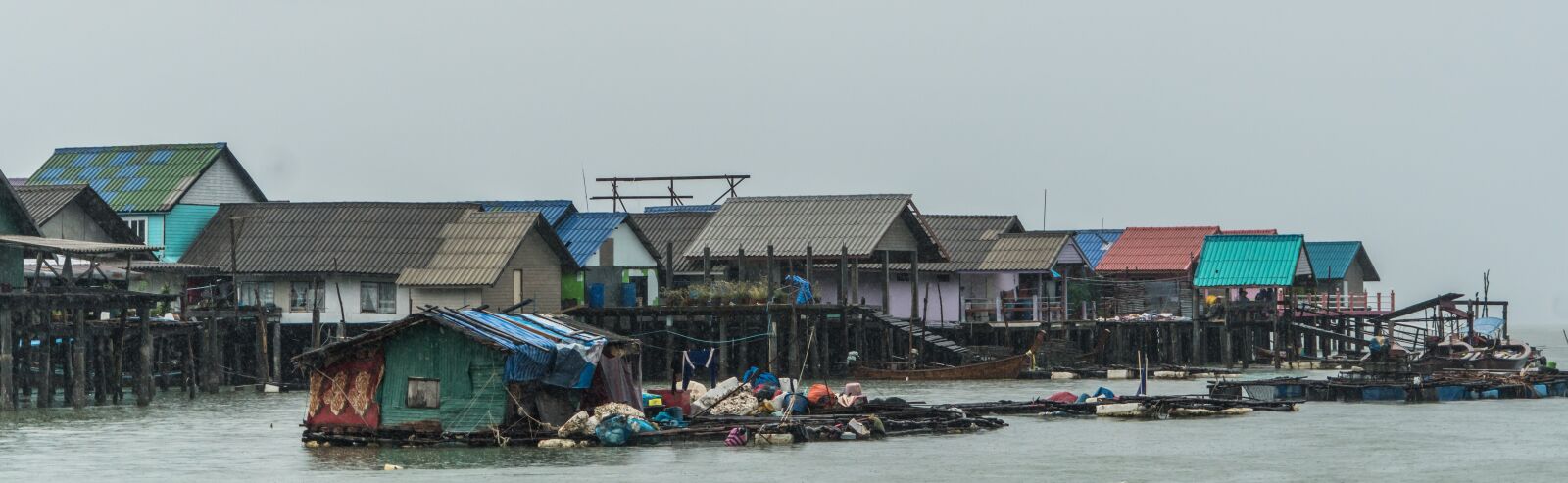 Sony a7R II + Sony FE 24-240mm F3.5-6.3 OSS sample photo. Koh panyee island, floating photography