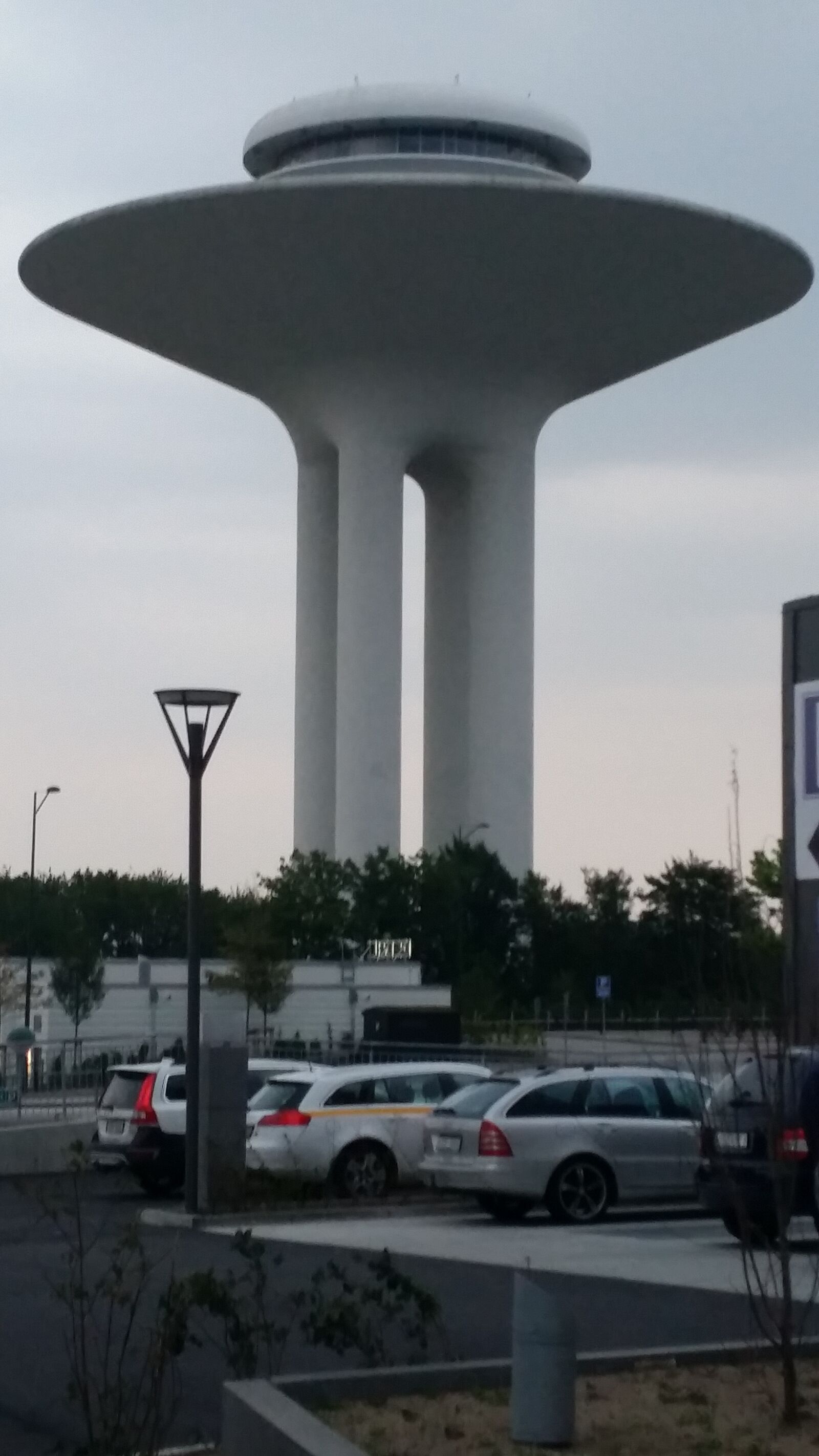 Samsung Galaxy S5 sample photo. Water, tower photography