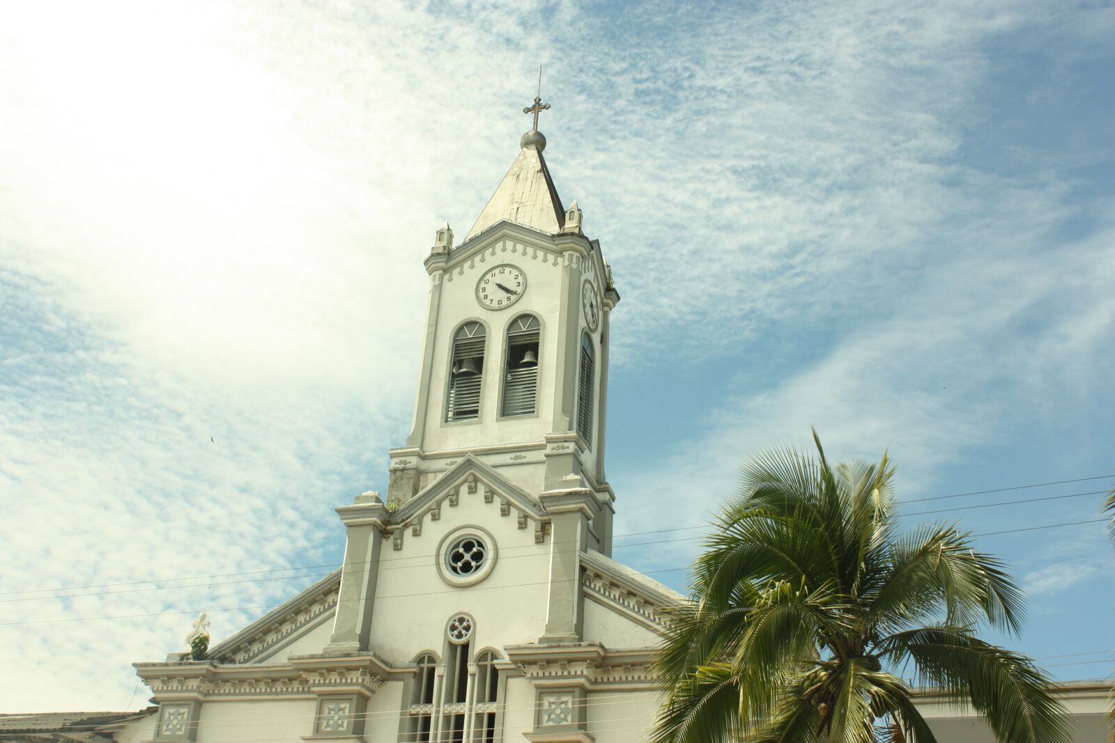 Canon EOS 450D (EOS Rebel XSi / EOS Kiss X2) sample photo. Church of mocoa, putumayo photography