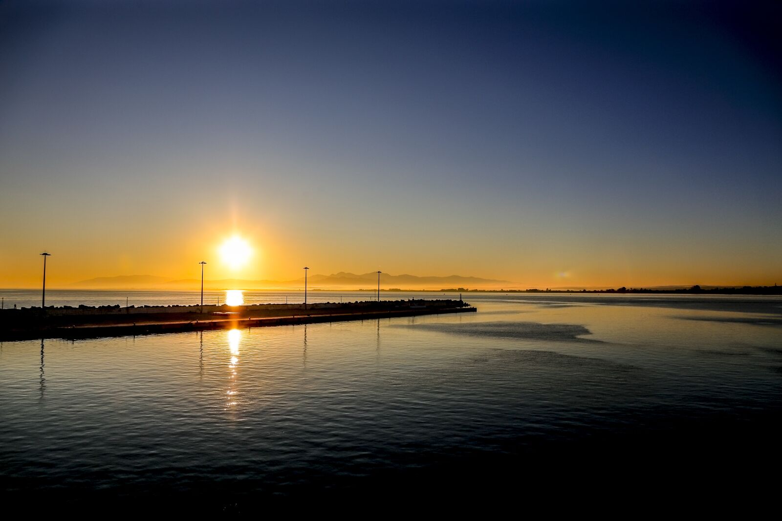 Canon EOS 6D + Canon EF 24-105mm F4L IS USM sample photo. Seascape, beach, sunset photography