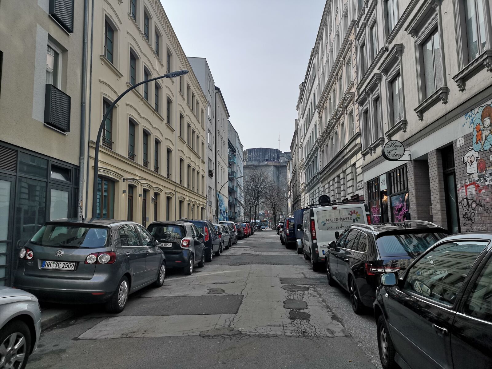 HUAWEI CLT-L29 sample photo. Road, city, urban photography