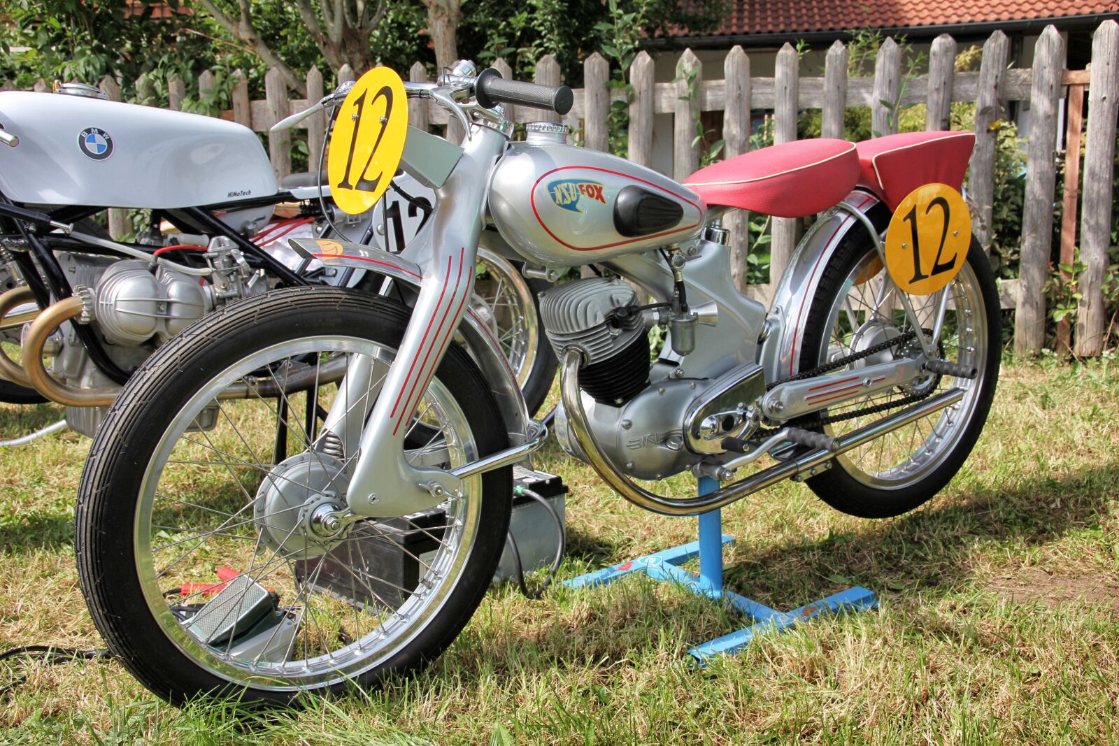Canon EOS 550D (EOS Rebel T2i / EOS Kiss X4) sample photo. Wheel, motorcycle, transport system photography