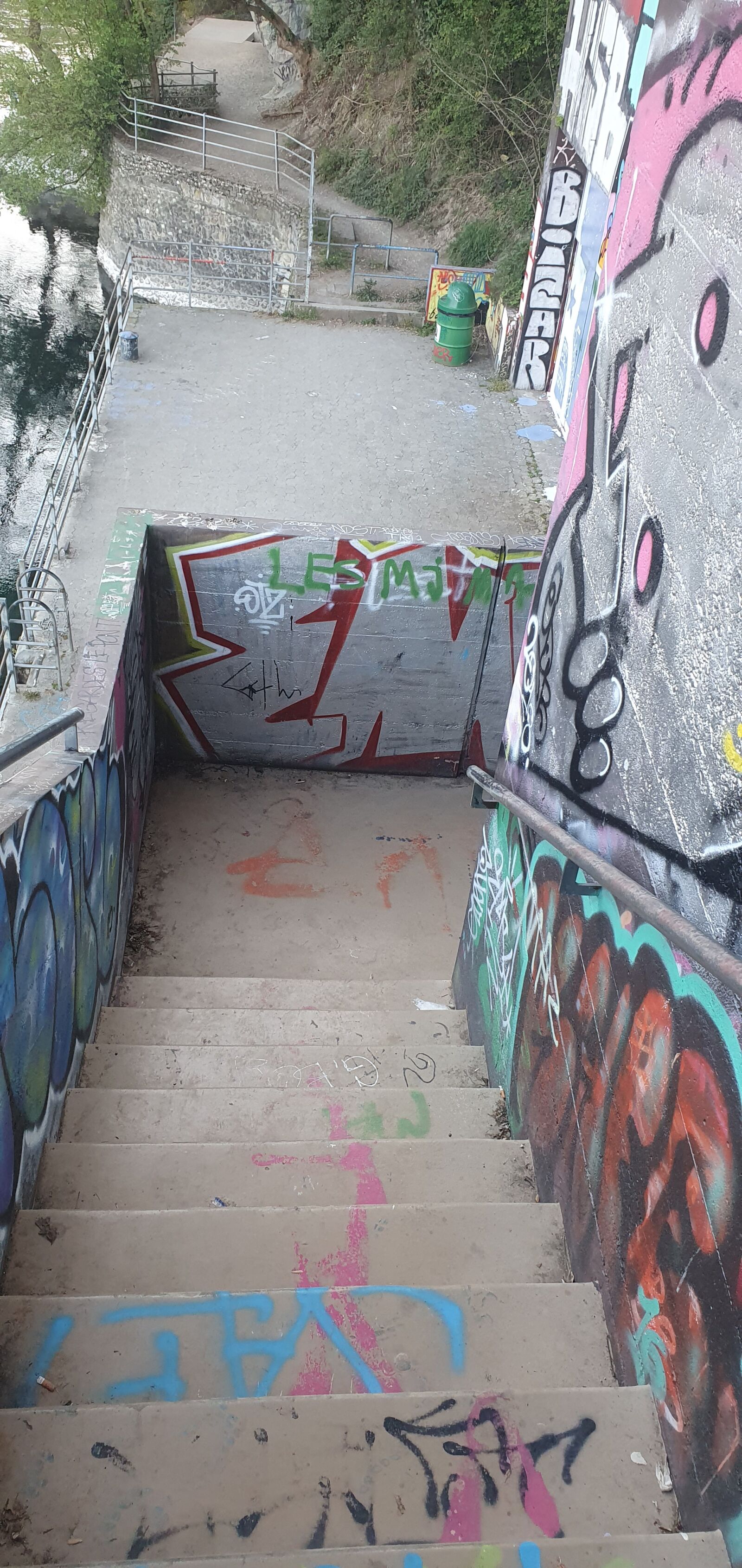 Samsung Galaxy S10+ sample photo. Streetart, geneva, geneve photography