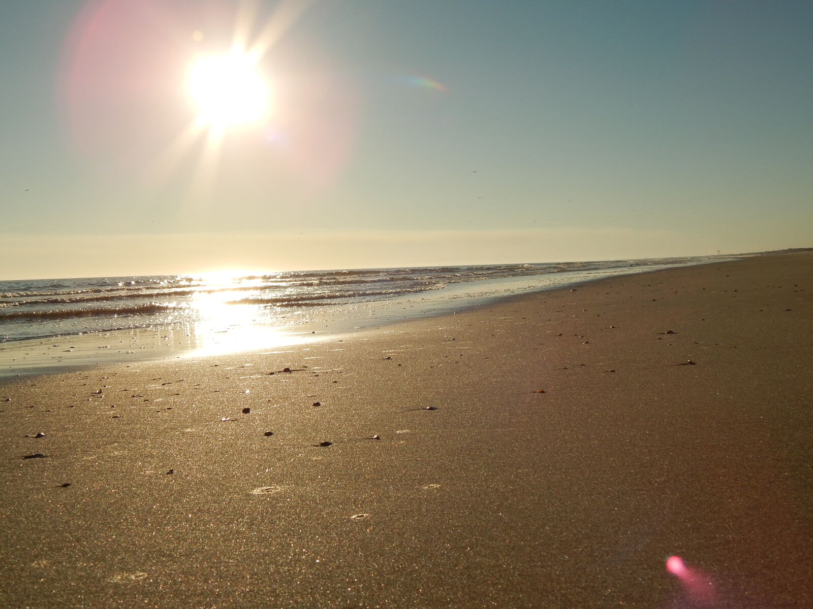 Nikon Coolpix L820 sample photo. Beach, sand, sunrise, sunset photography